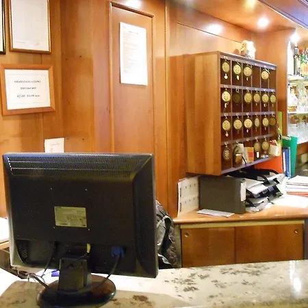 酒店 吉里欧酒店 3*