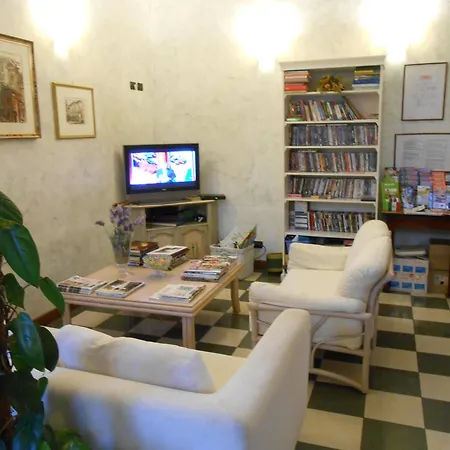 吉里欧酒店